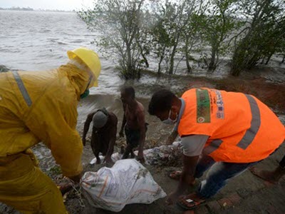 Building Resilience in Coastal Communities: Perspectives from the Bay of Bengal