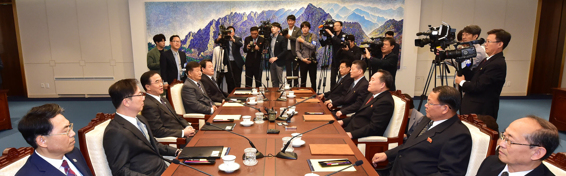 October 15 2018 Panmunjom meeting between the two Koreas